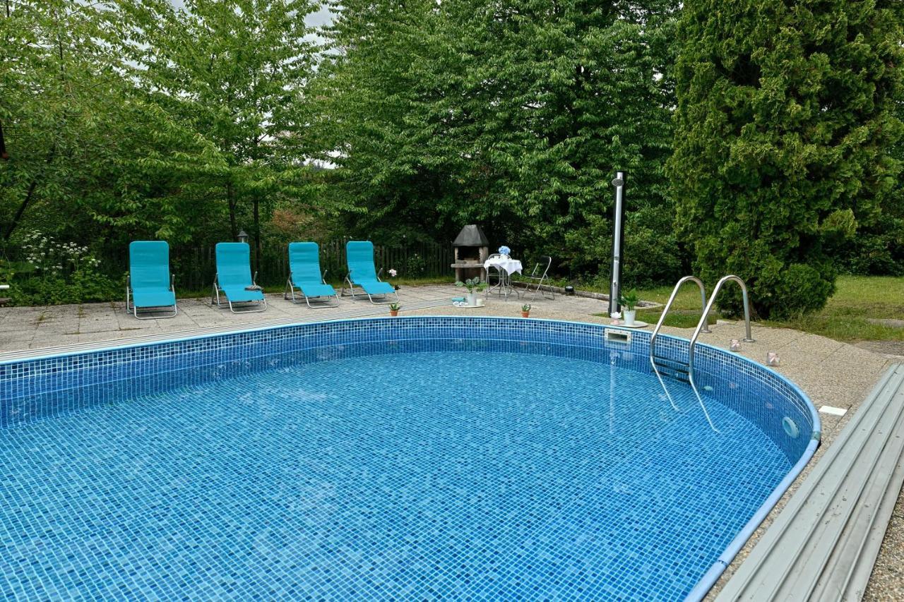 Apartmany Orlik Klucenice エクステリア 写真